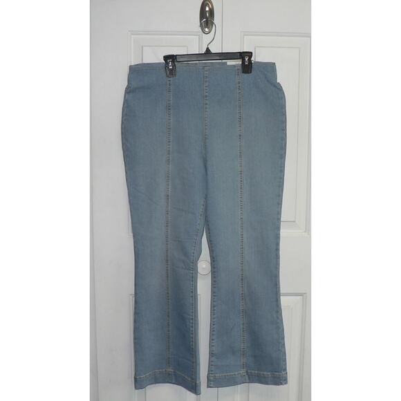 I.N.C Women's High Rise Pull On Flared Cropped Jeans in Indigo Blue 14 $60 - Picture 2 of 4